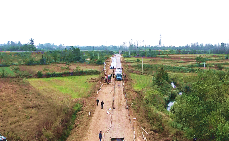 孝昌投入672余万元，新建农村公路11.2公里，拉通8个乡镇12条断头路。.png
